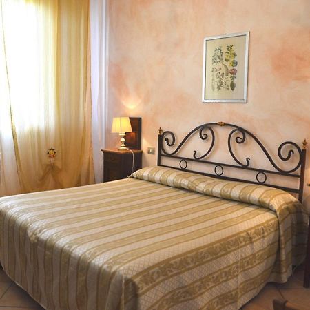 Quercegrossa La Loggia - Villa Gloria -Adults Only الغرفة الصورة